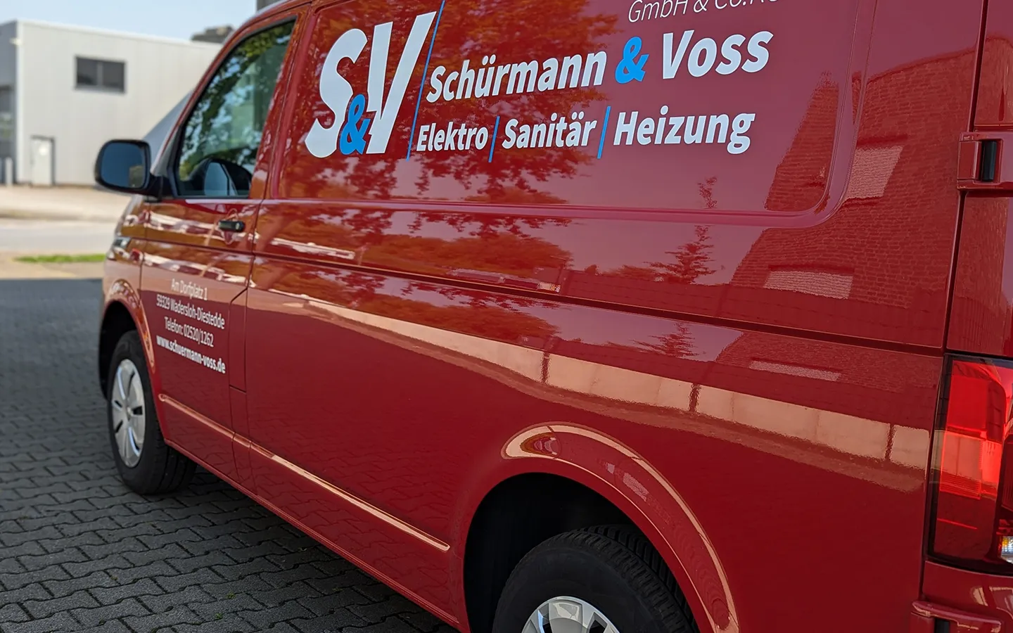 Service - für Sie vor Ort
