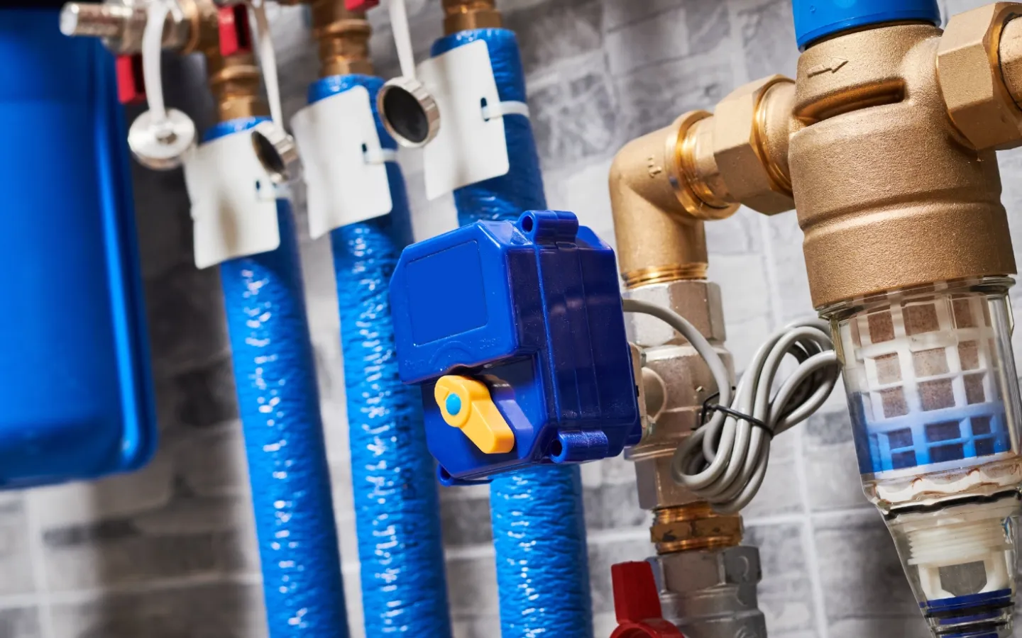 Schürmann & Voss installiert automatische Leckageschutzsysteme, die im Ernstfall die Hauptwasserleitung absperren